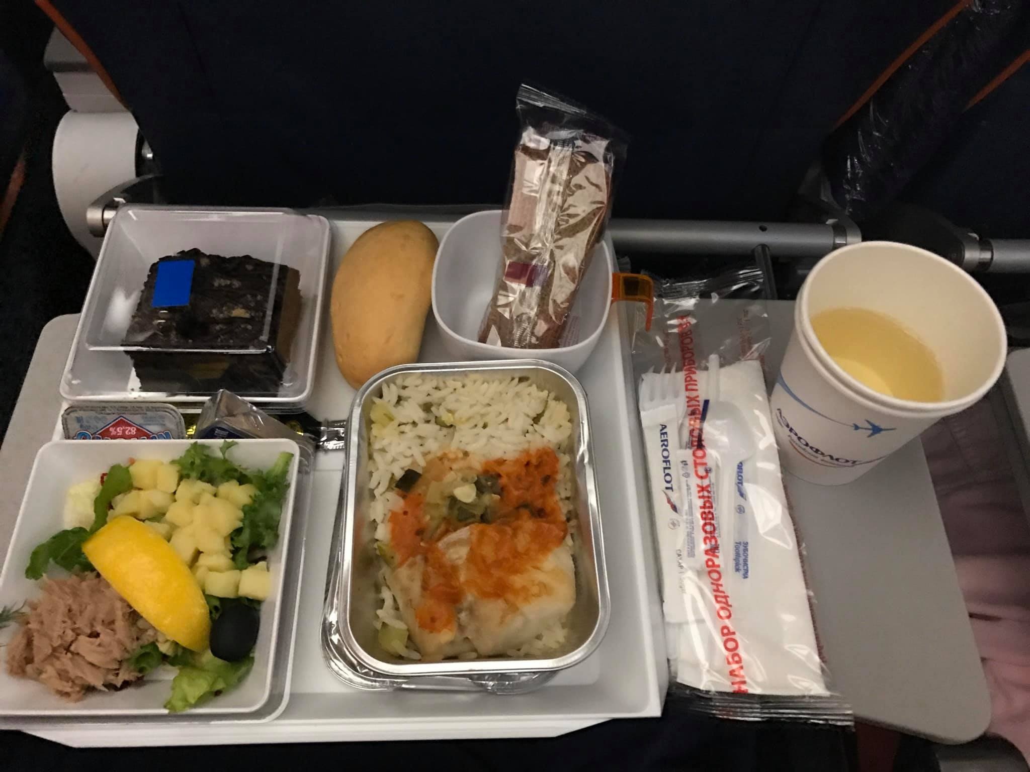 suat bay tren may bay anh 13