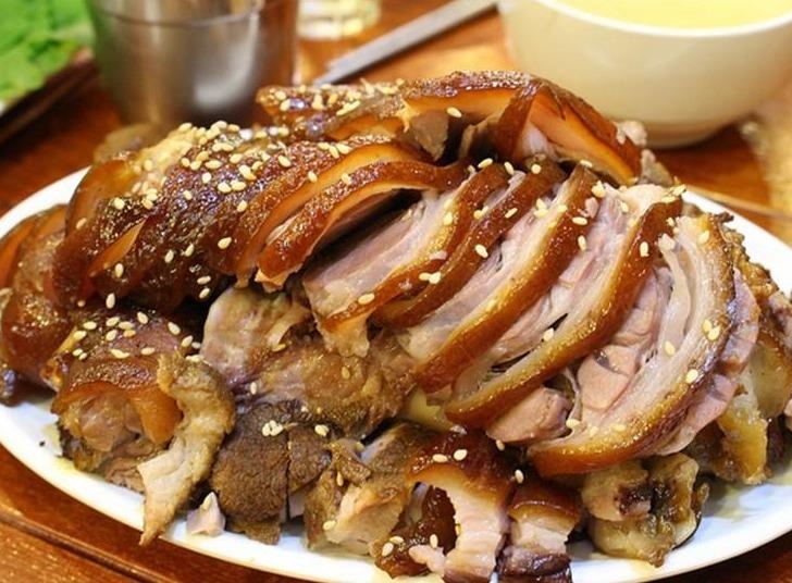 Cach nguoi Han Quoc lam chan gio heo ham chac thit hinh anh