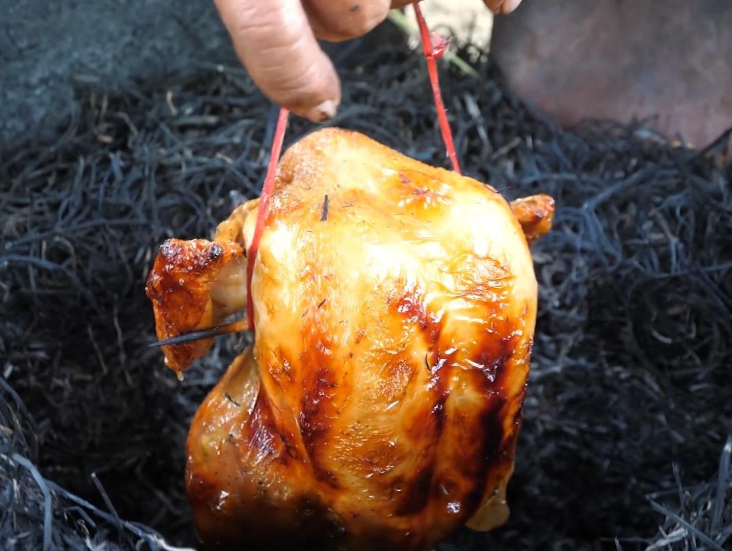 Mon ga vui rom chin vang doc la cua Thai Lan hinh anh