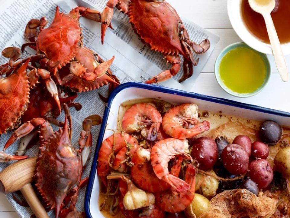 Tiec buffet tom, cua khong gioi han gia 15 USD o Philippines hinh anh