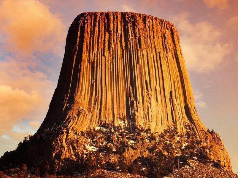 Thap Quy cao 300 m, ton tai suot 50 trieu nam o My hinh anh