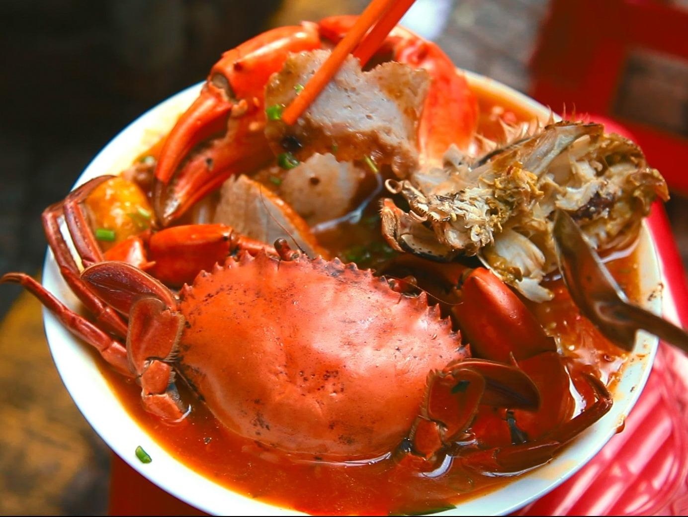 Banh canh cua va 4 mon an TP.HCM duoc bao nuoc ngoai goi y hinh anh