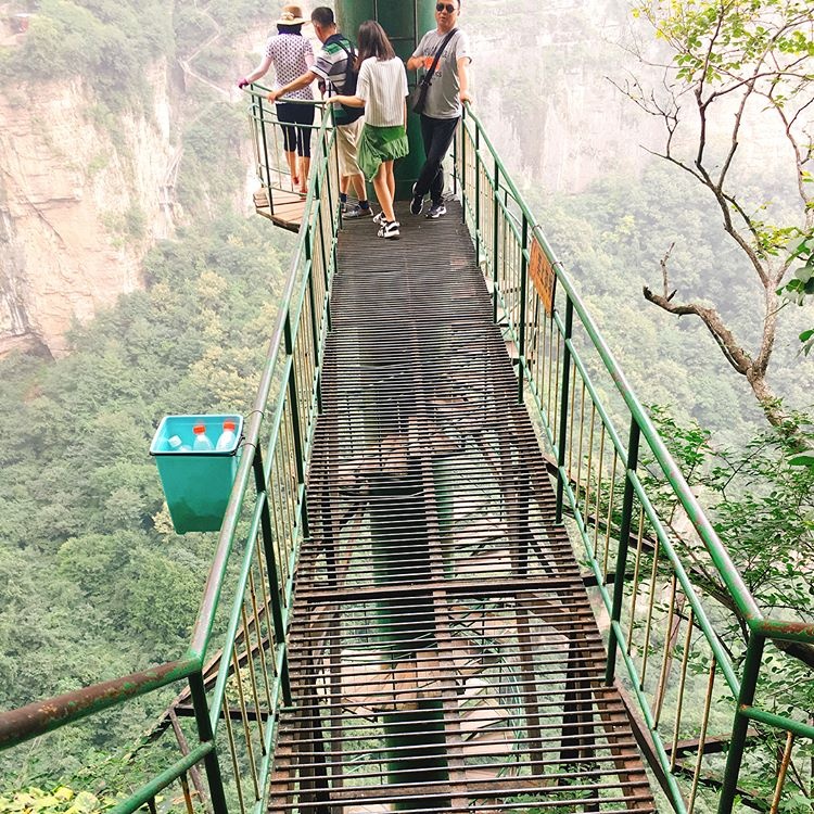 cau thang xoan oc trung quoc anh 5