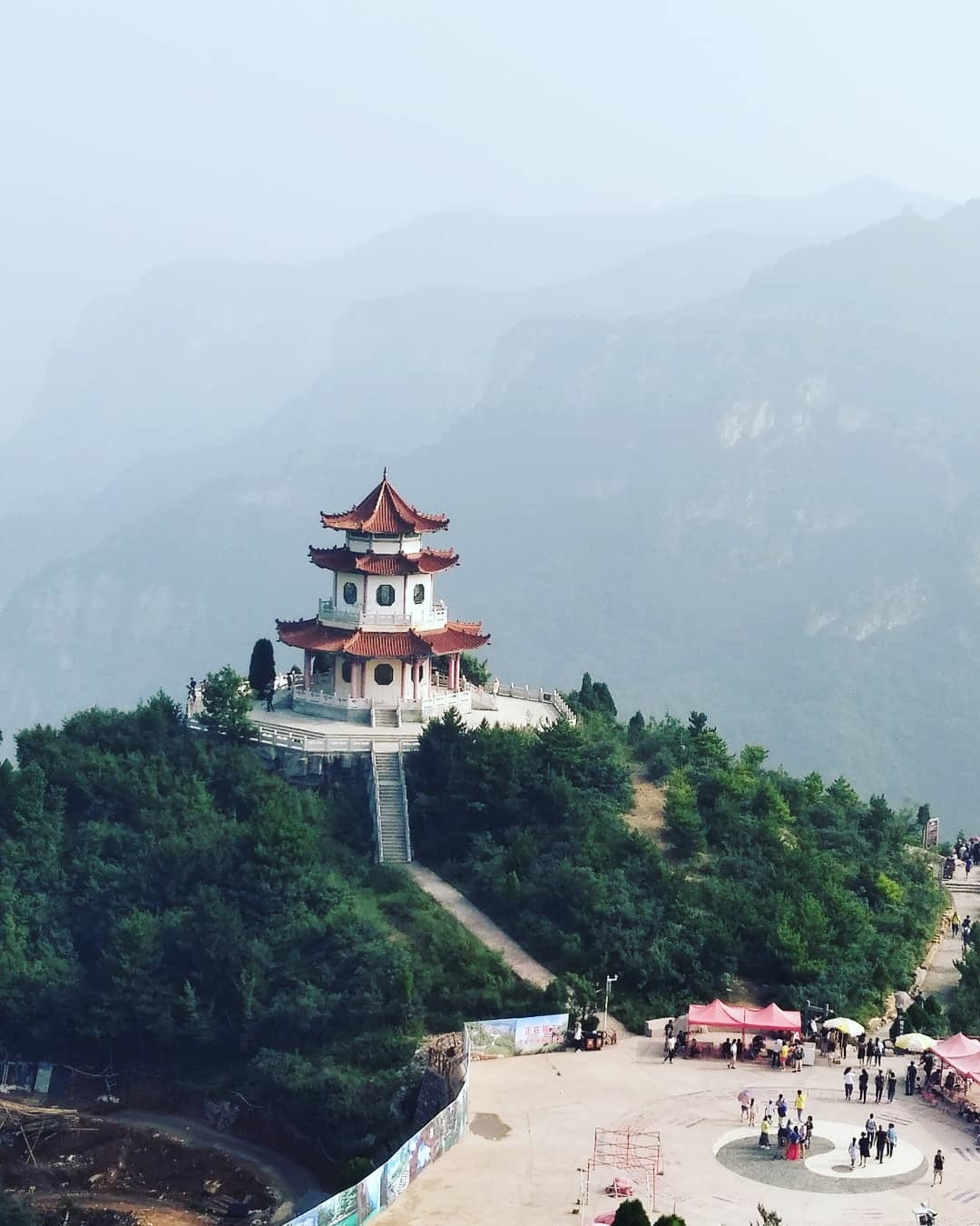 cau thang xoan oc trung quoc anh 8