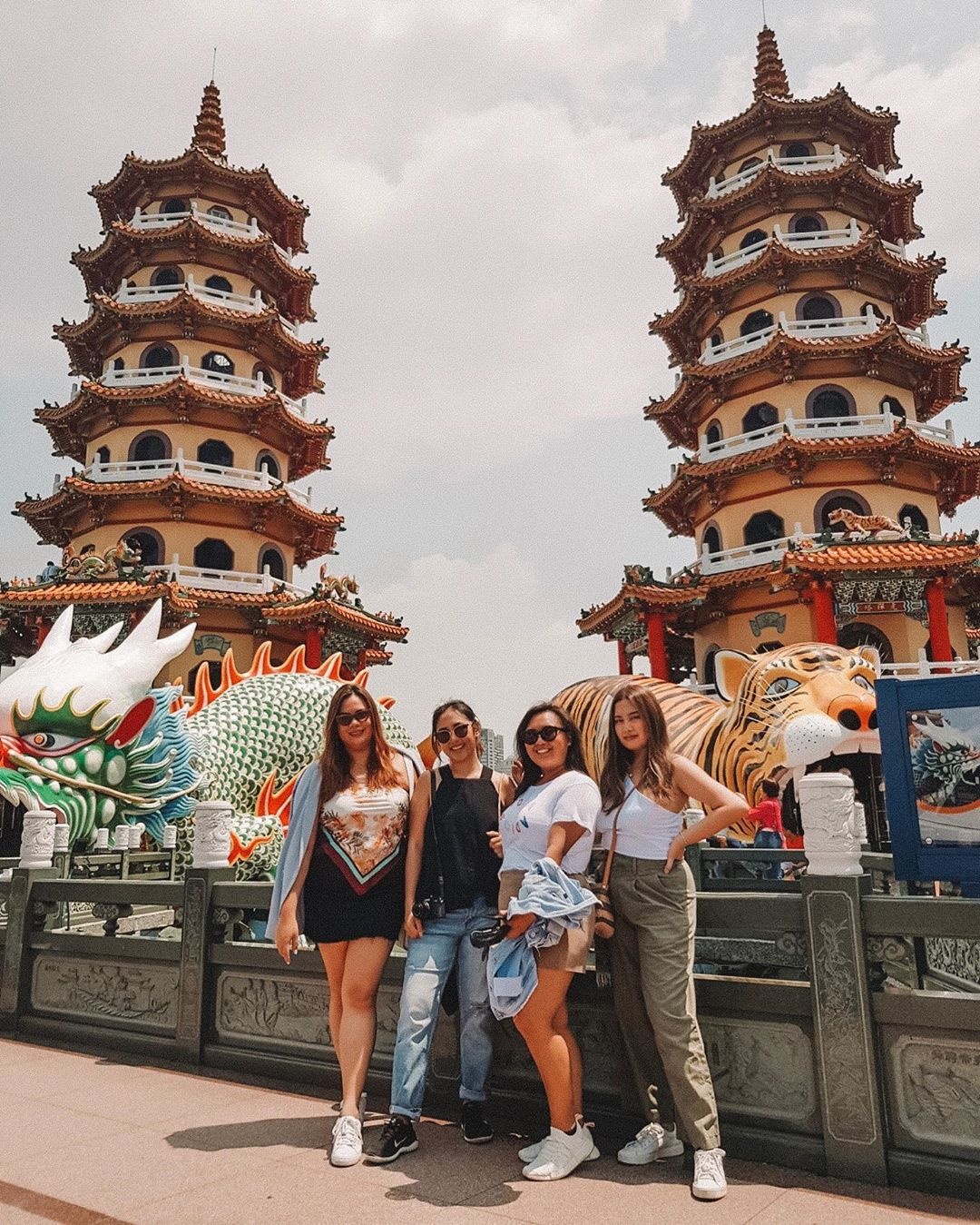 den chua doc dao o chau a anh 3