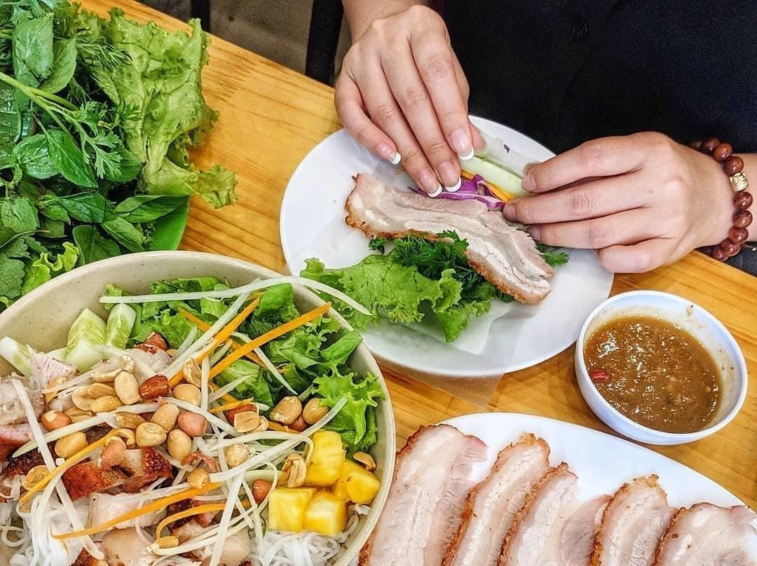 4 dia chi banh trang thit heo ngon o Da Nang hinh anh