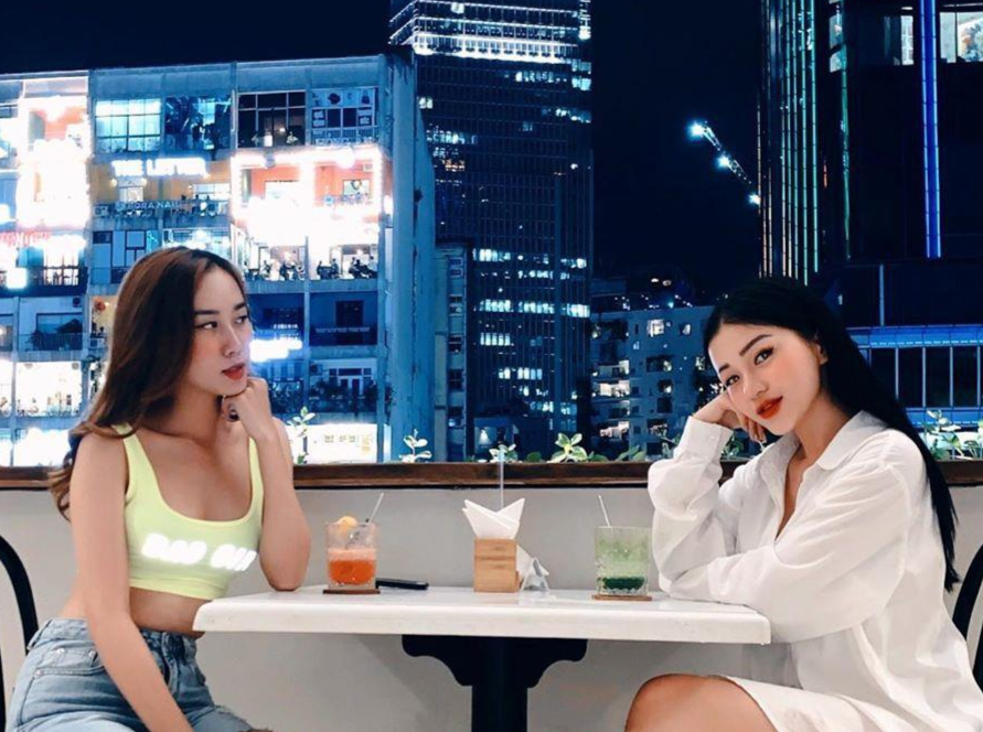 Don Countdown 2020 tai 5 quan ca phe dep khu pho di bo TP.HCM hinh anh