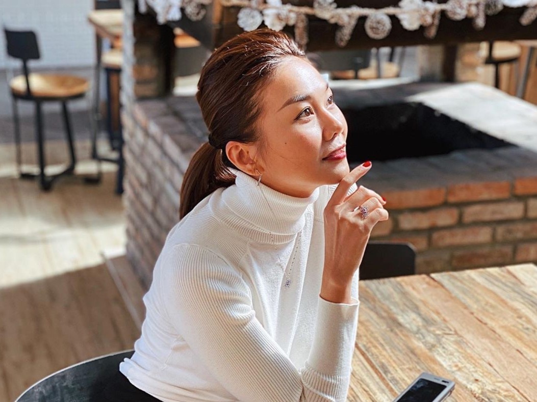 Quan ca phe nha go moi xuat hien o Da Lat hut gioi tre check-in hinh anh