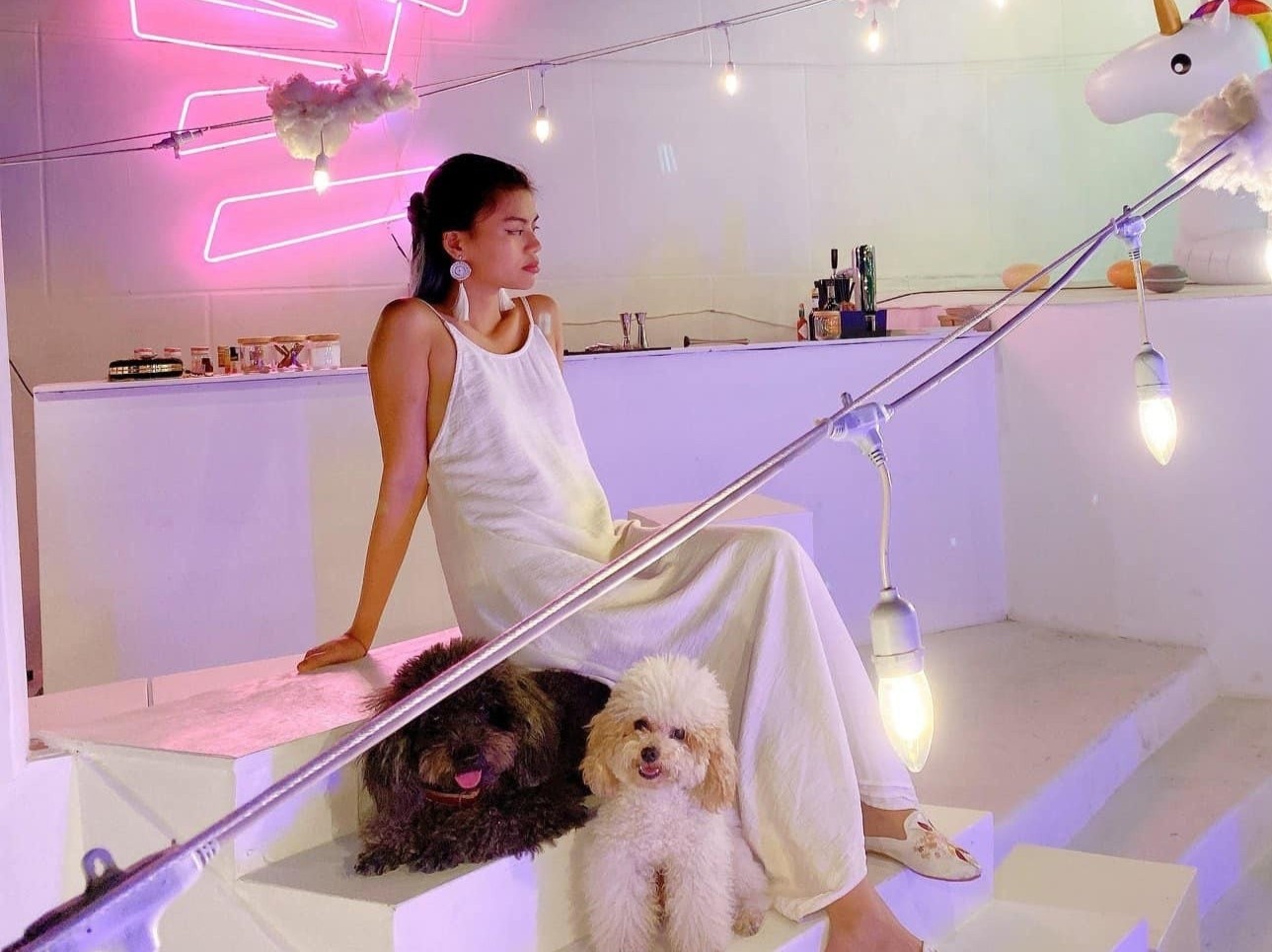 Khong gian quan moi xuat hien nhu Santorini giua long TP.HCM hinh anh