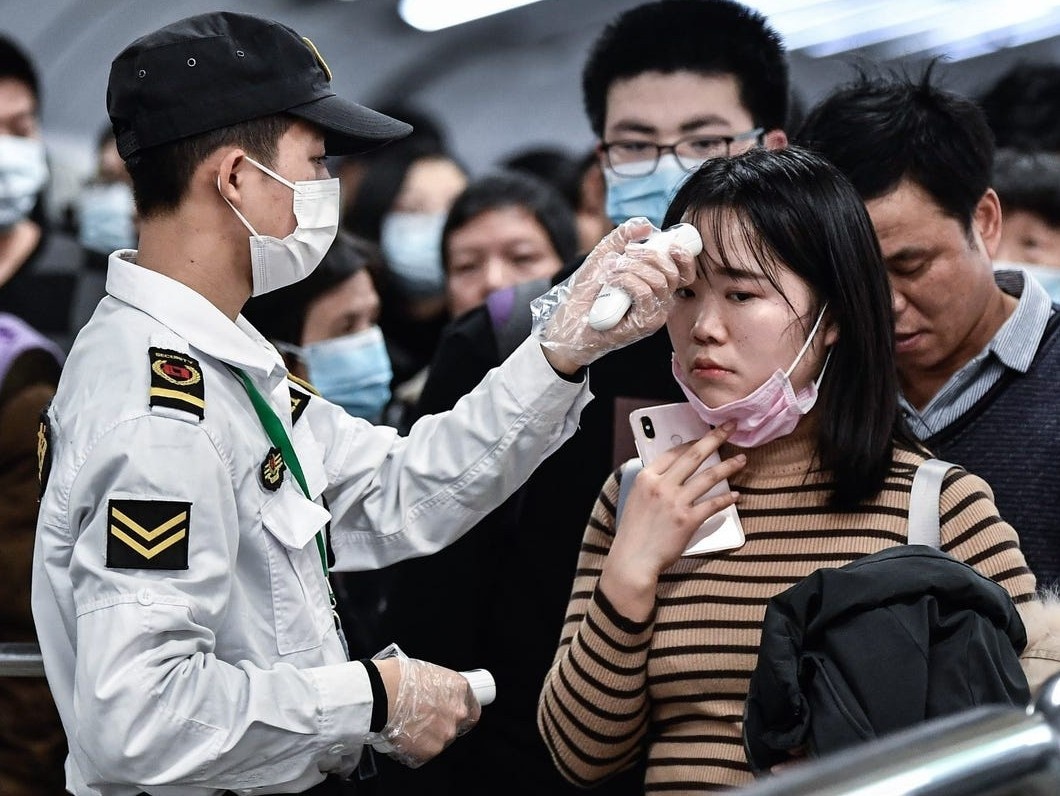 Hang loat quoc gia canh bao han che cong dan toi Trung Quoc hinh anh