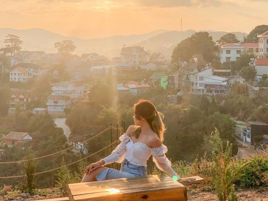 5 quan ca phe moi toanh, view rung nui tai Da Lat hinh anh