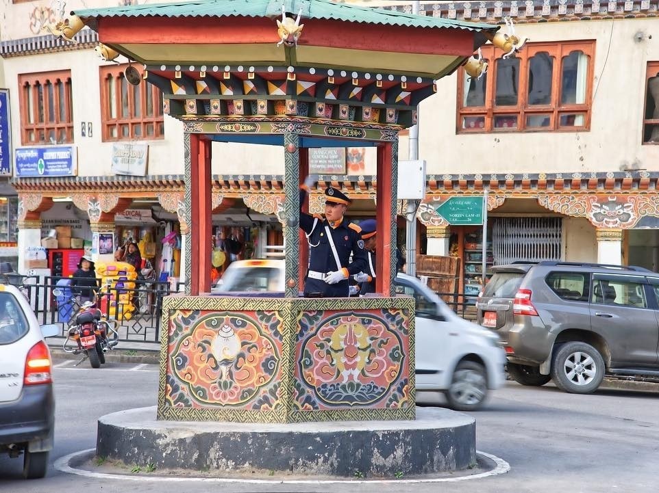 Quoc gia khong den giao thong, cam hut thuoc la hoan toan hinh anh