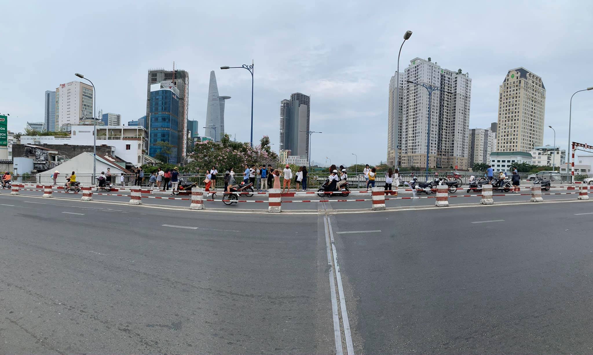 mua hoa ken hong anh 5