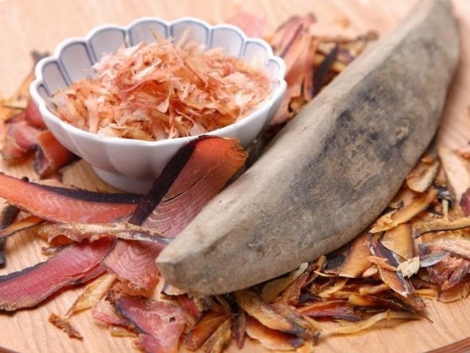 Hon 200 ngay lam mon ca ngu cung nhat the gioi hinh anh