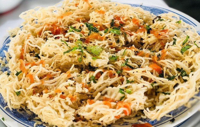 Lang nghe lam pizza hu tieu la ma quen o xu Tay Do hinh anh