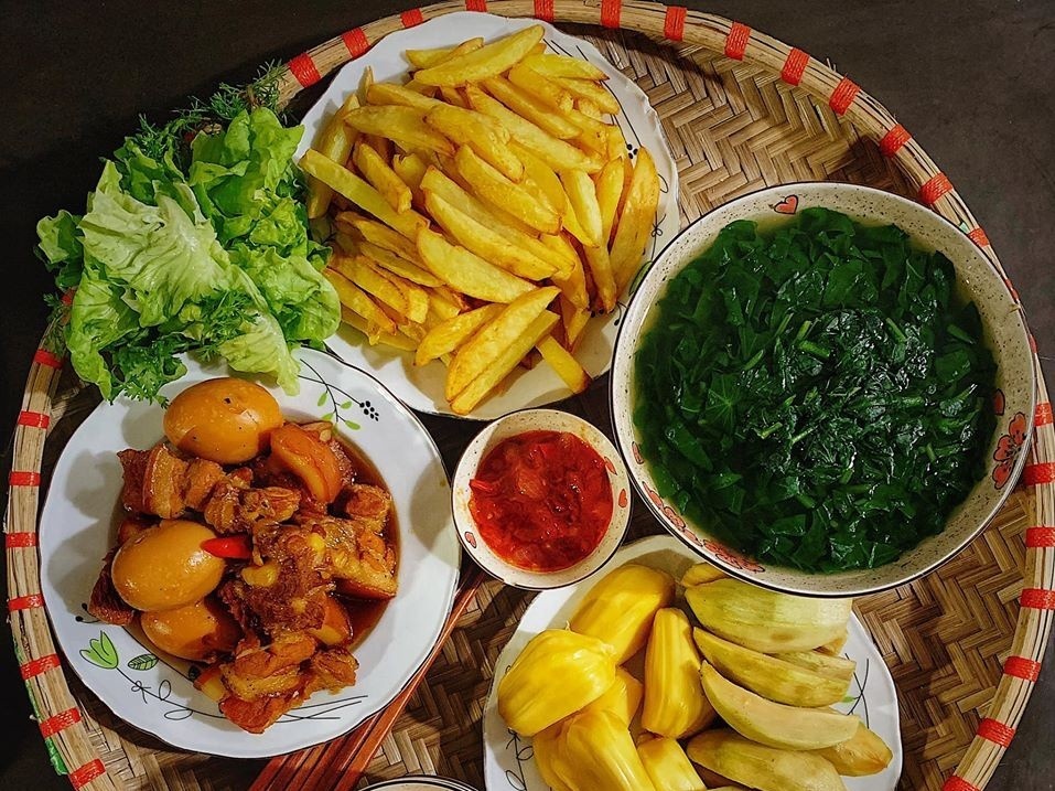 Thuc don bua com don gian, de lam cho gia dinh 4 nguoi hinh anh