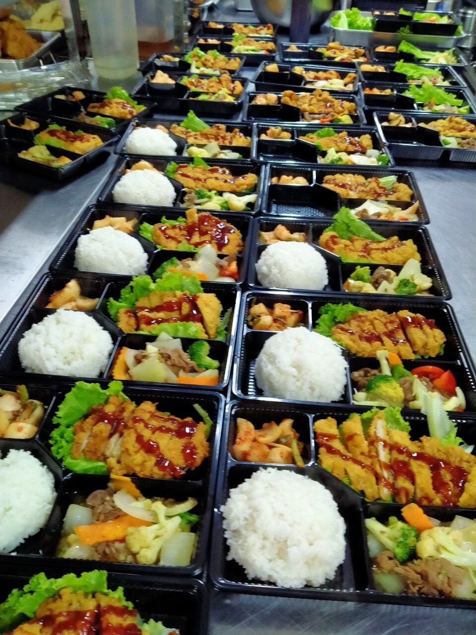 suất ăn cách ly trong khách sạn ảnh 1 suat an cach ly trong khach san anh 1