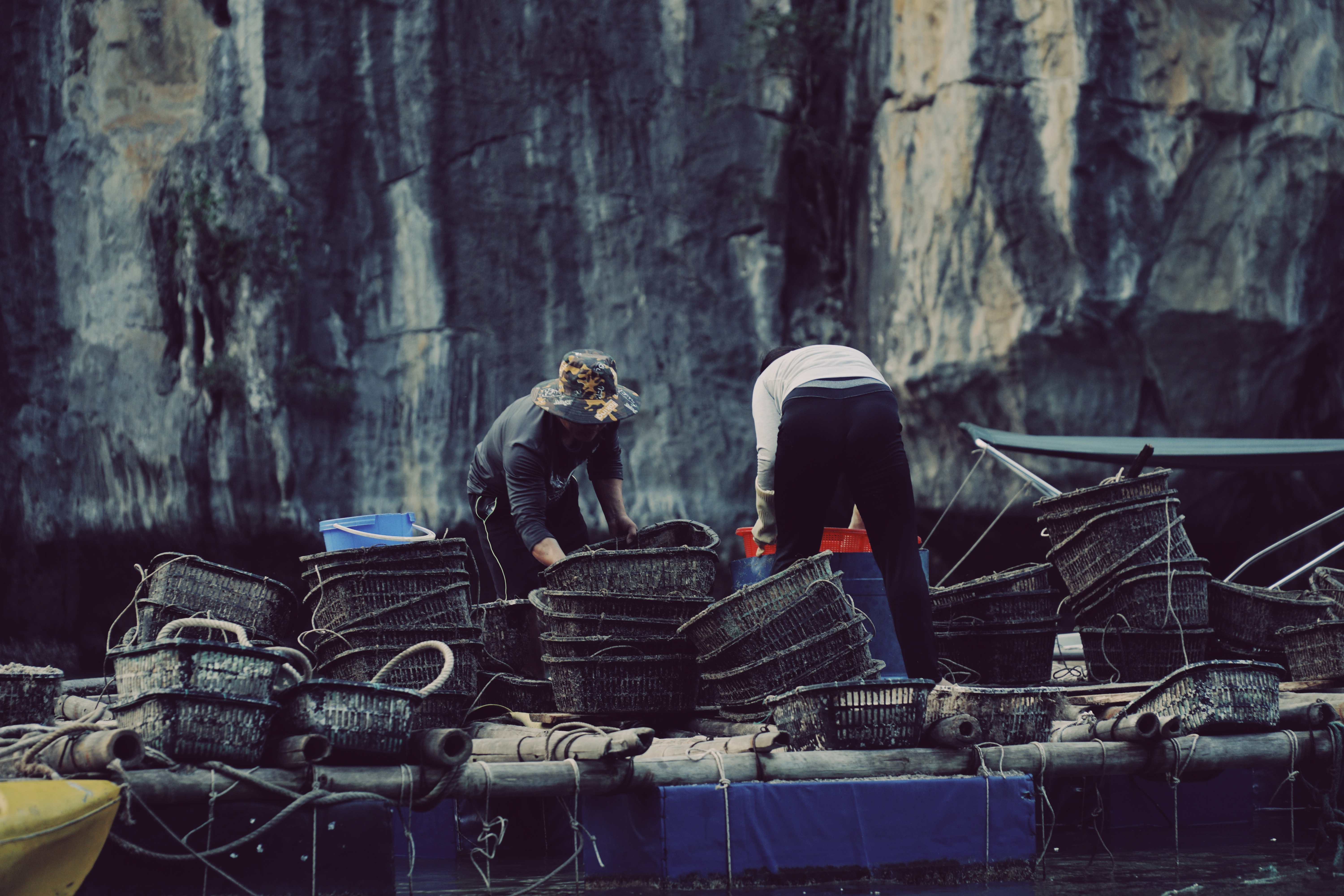 ve dep vinh Lan Ha anh 15