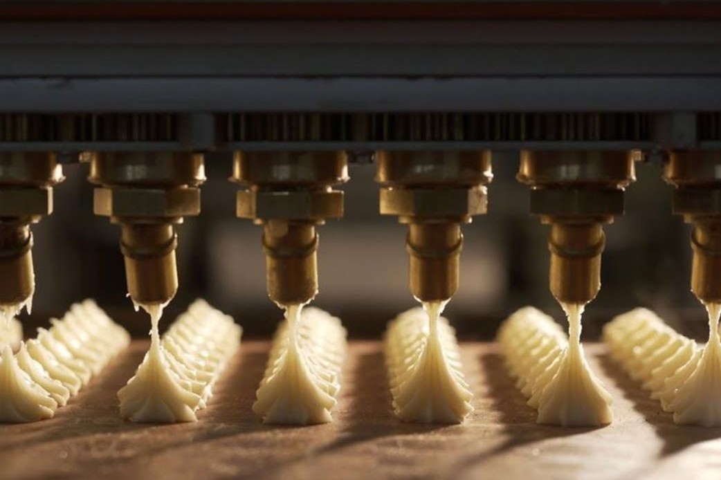 Thiet bi cat thit, lam banh mi chuan xac tung li hinh anh