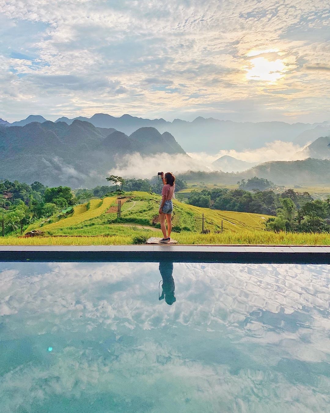 hồ bơi vô cực view rừng núi ảnh 4 ho boi vo cuc view rung nui anh 4