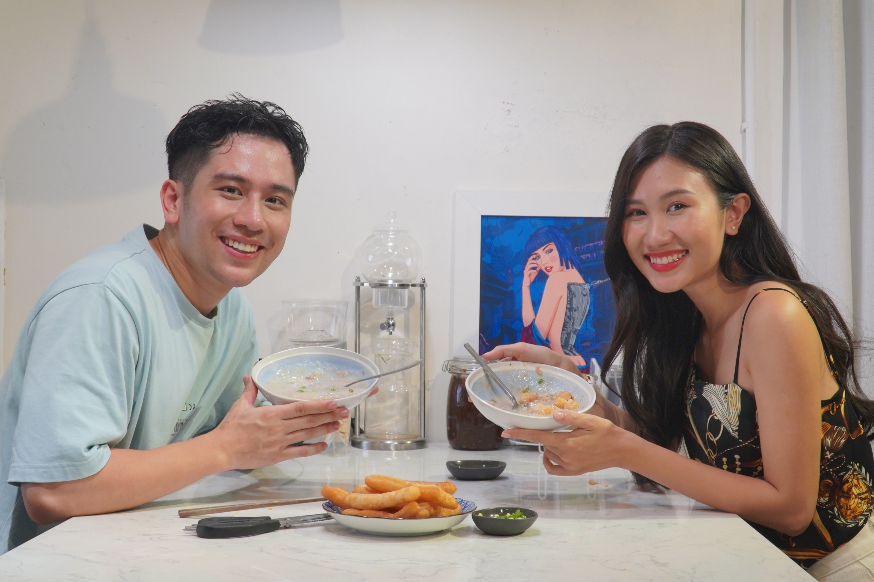 Vlogger Viet bay cach nau chao suon chuan Ha Noi trong 1 gio hinh anh