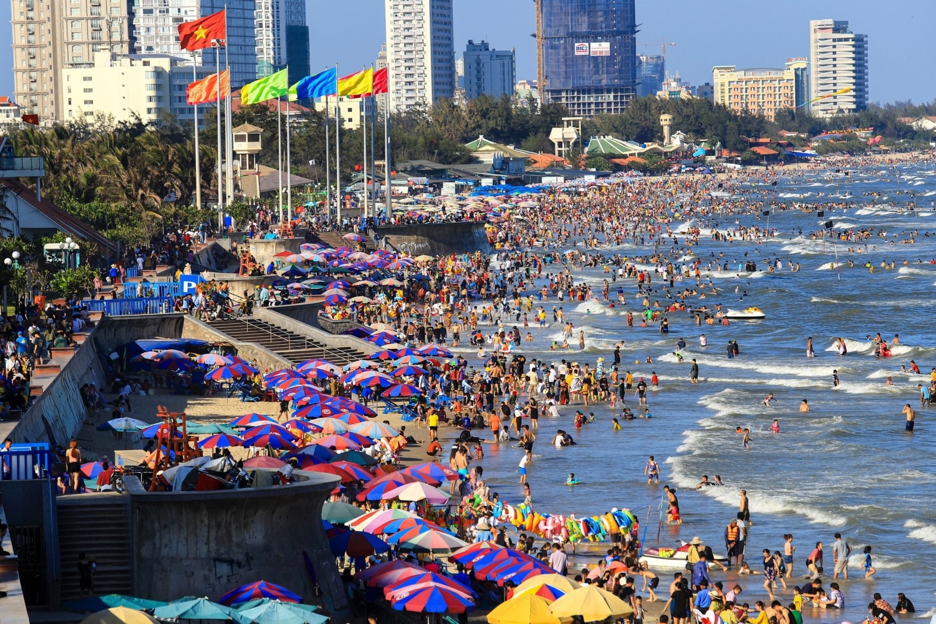 Vung Tau noi khong voi chat chem mua cao diem du lich hinh anh