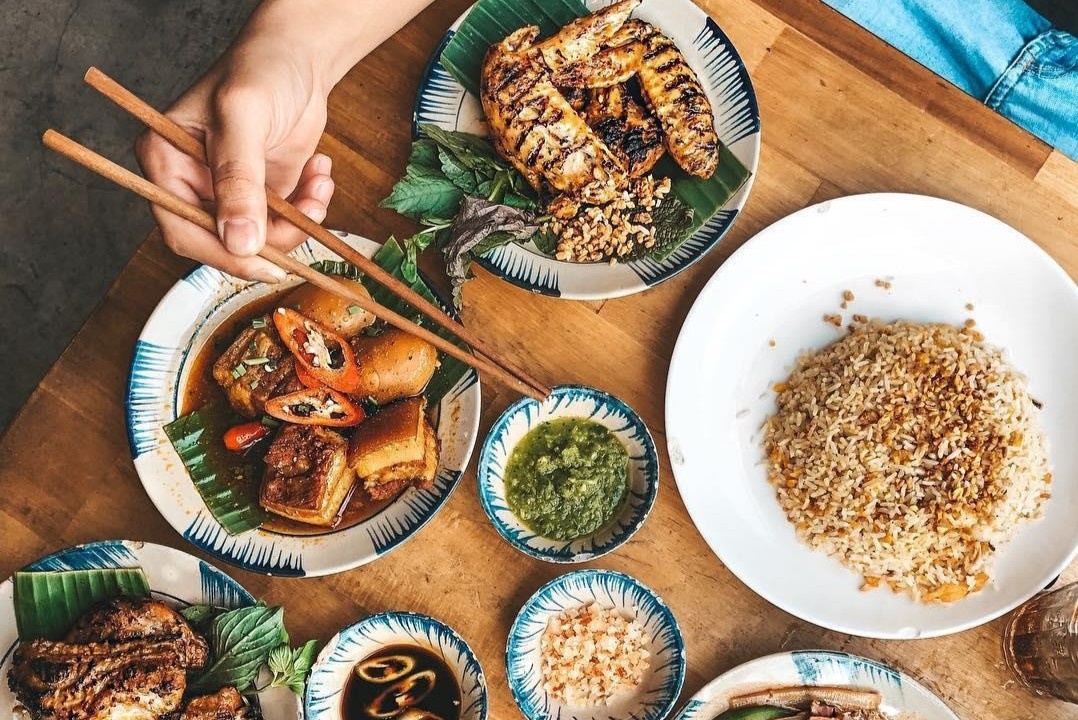 3 quan an trua huong vi thuan Viet tai TP.HCM hinh anh