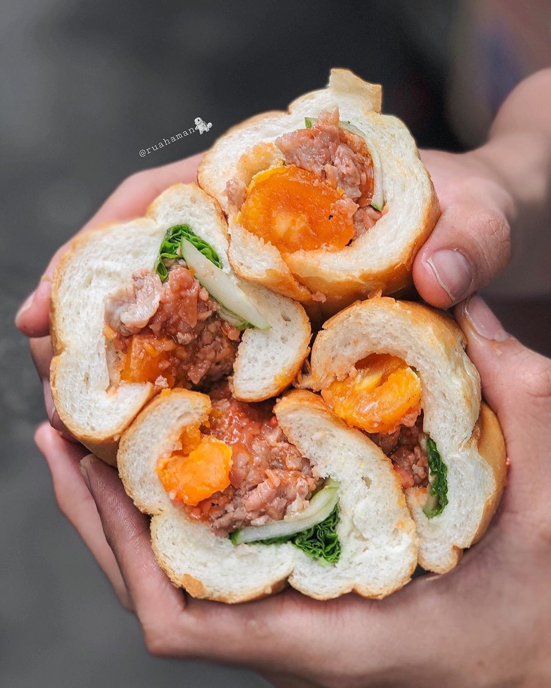 banh mi xiu mai trung muoi anh 7