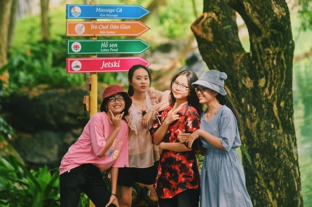 Cong vien Suoi Mo va cac khu du lich gan TP.HCM hinh anh