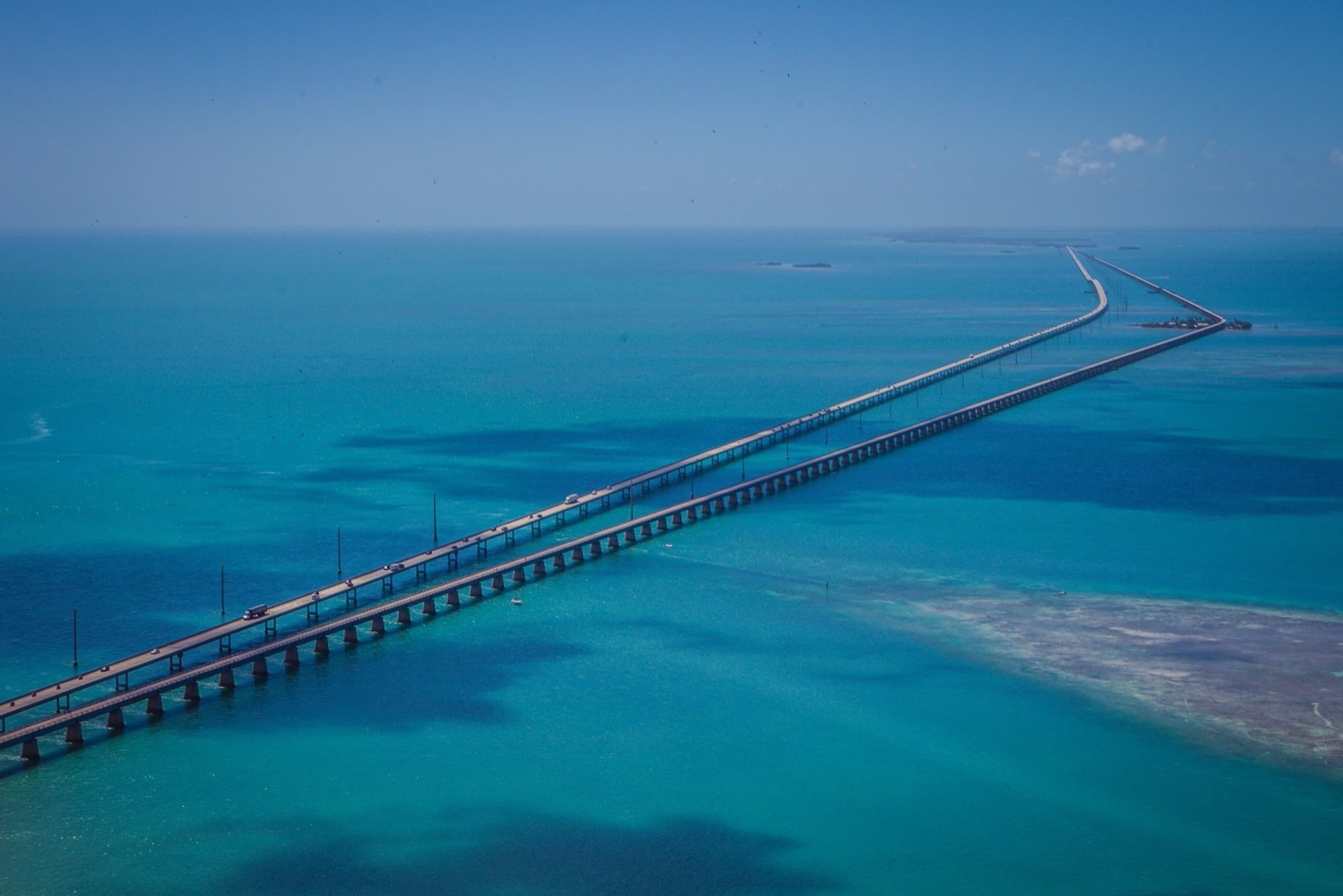 Cau xuyen bien dai bac nhat nuoc My hinh anh