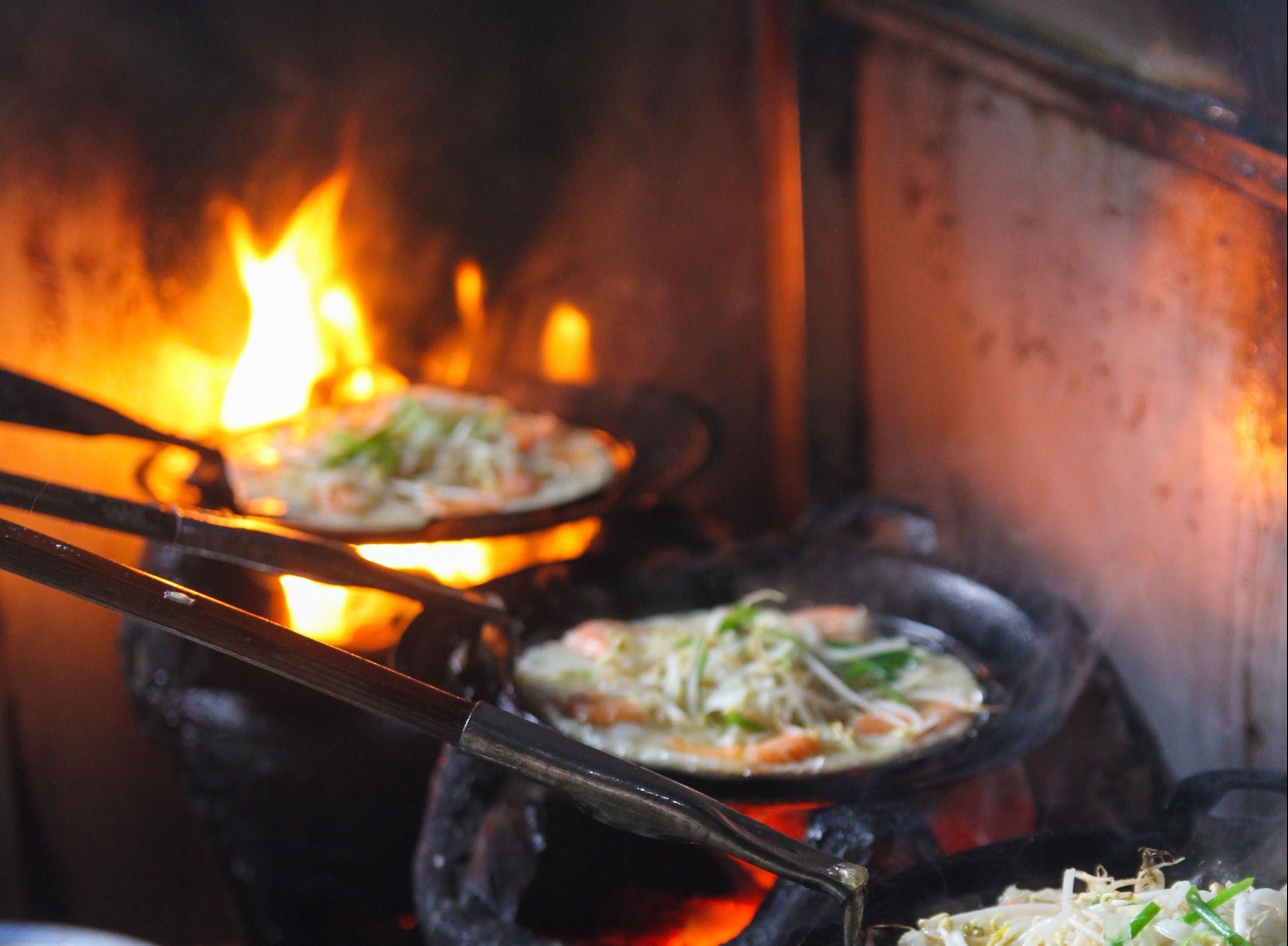 24 gio kham pha am thuc Quy Nhon hinh anh