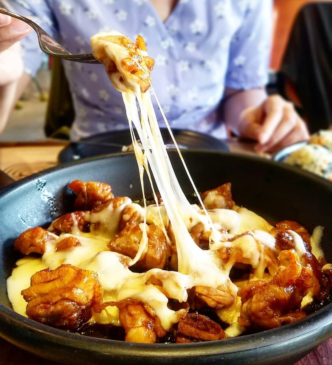 gà rán phô mai TP.HCM ảnh 1 ga ran pho mai TP.HCM anh 1