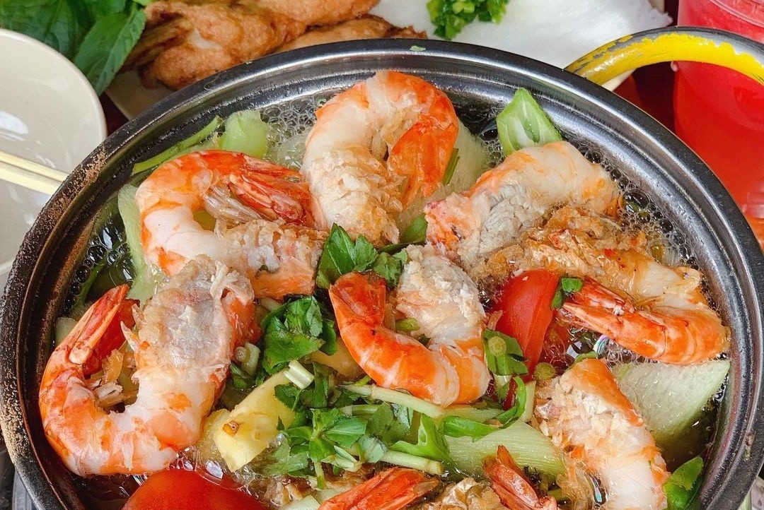 3 quan lau tom cang noi tieng o TP.HCM hinh anh