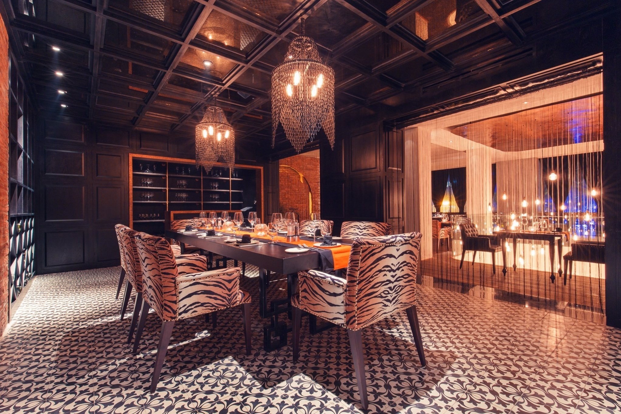 3 nha hang co phong rieng cho buoi hop mat Tet Duong lich hinh anh