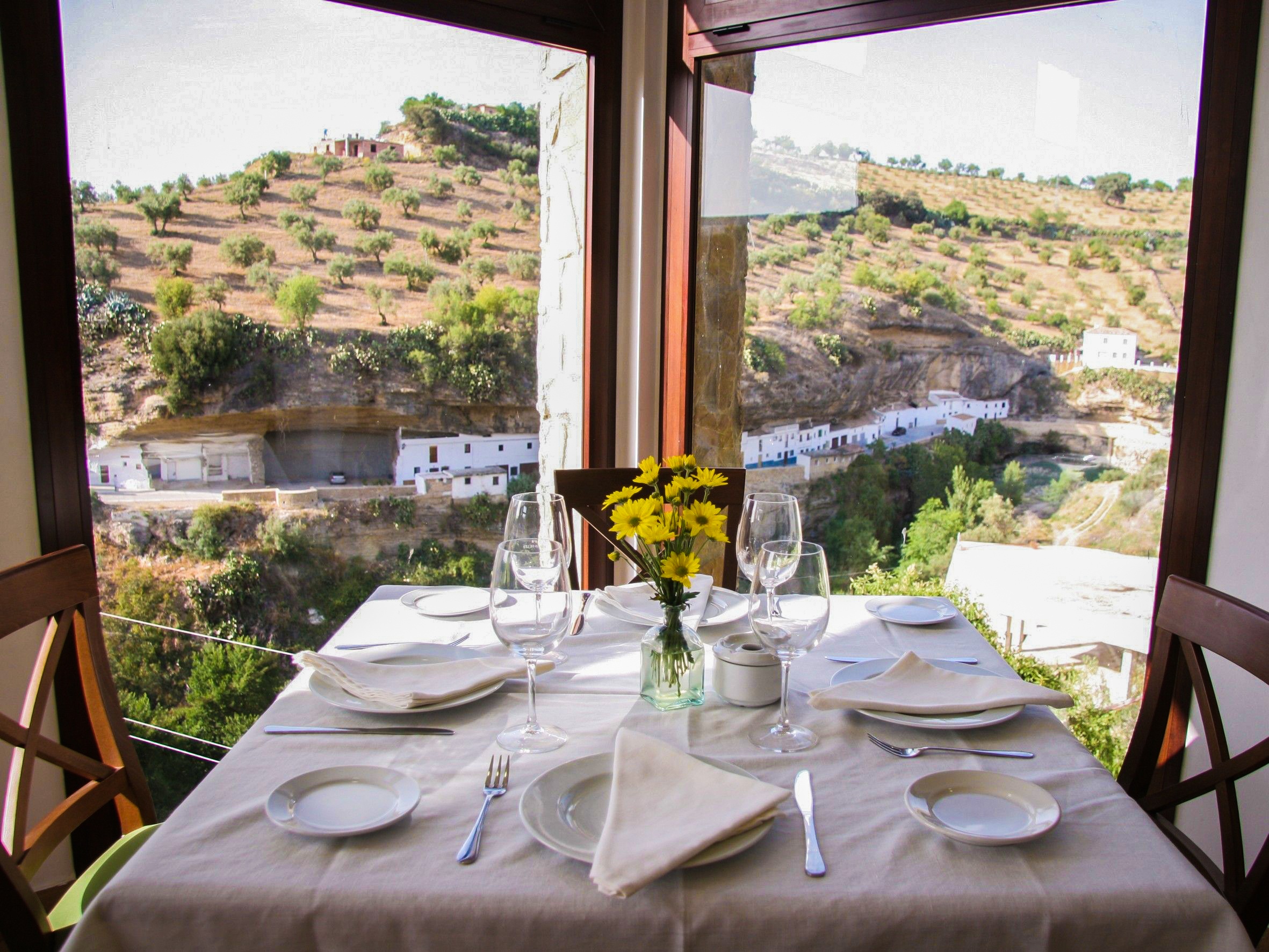 thi tran duoi khoi da anh 2