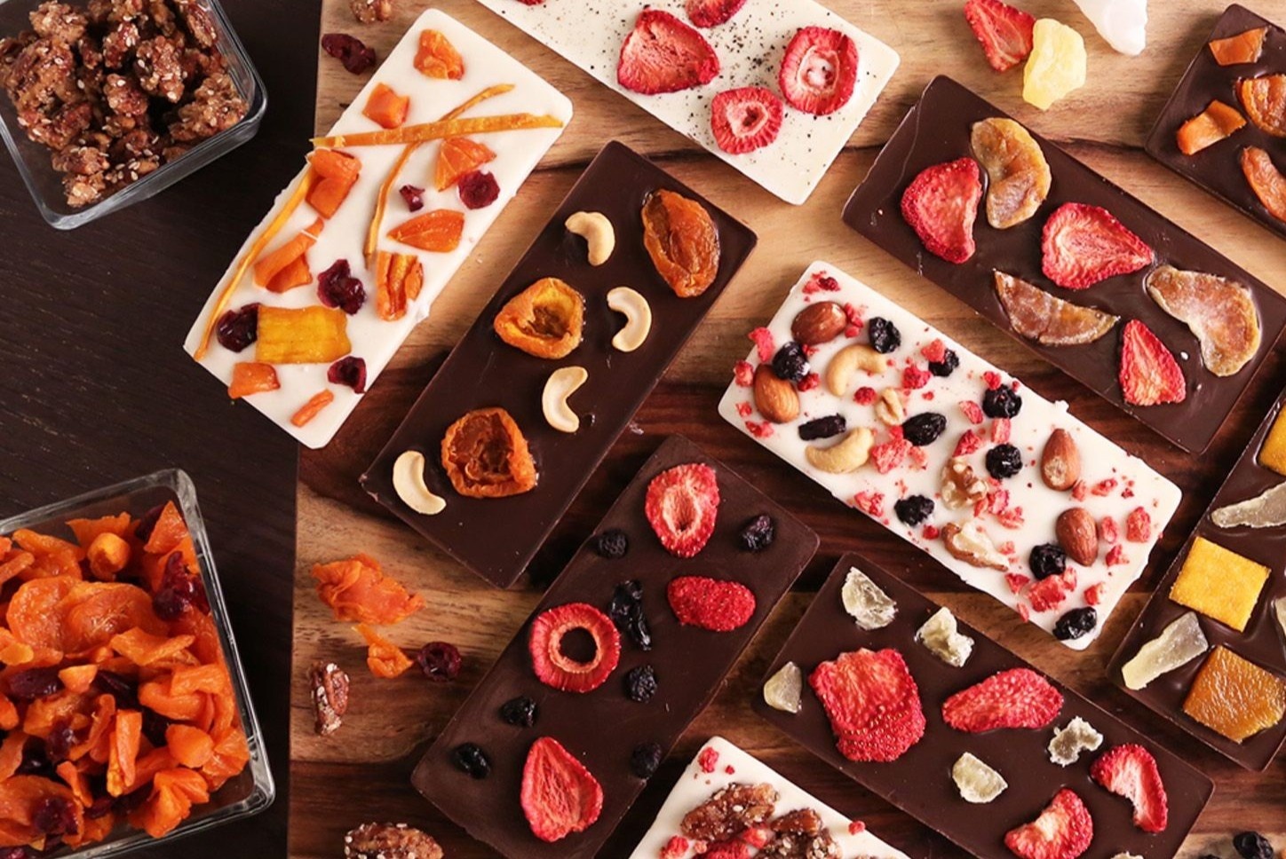 Cong thuc lam chocolate trai cay kho don gian hinh anh