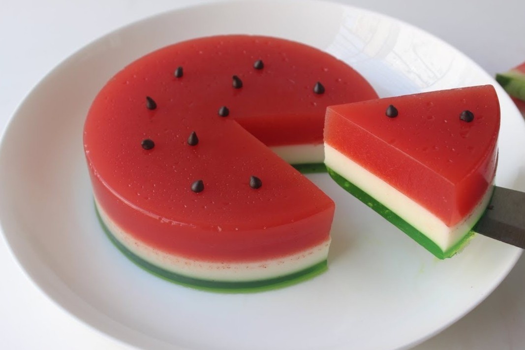 Thach dua hau dai khach ngay Tet hinh anh