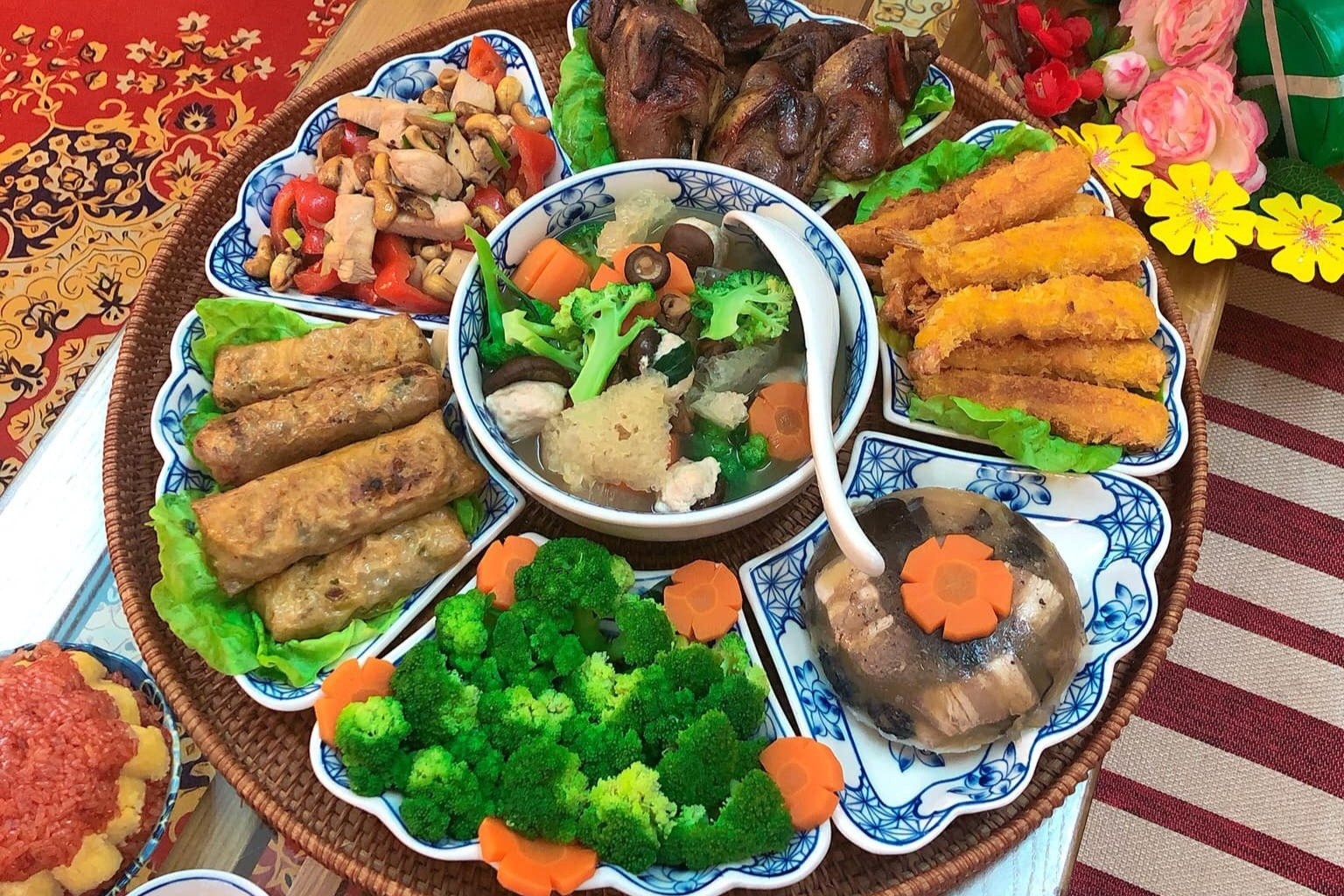 Mam cung ram thang Gieng cua nguoi Viet hinh anh