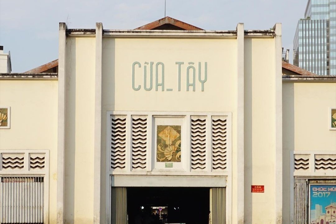 Ngoi cho 109 tuoi giua long TP.HCM hinh anh