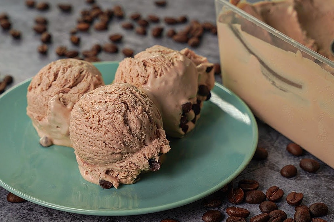 Lam kem vi ca phe mat lanh cho ngay he hinh anh