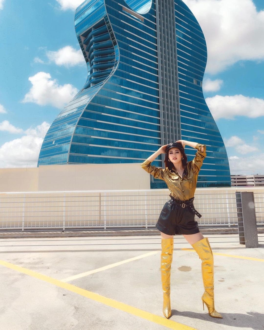 Khach san to chuc Hoa hau Hoang vu anh 2