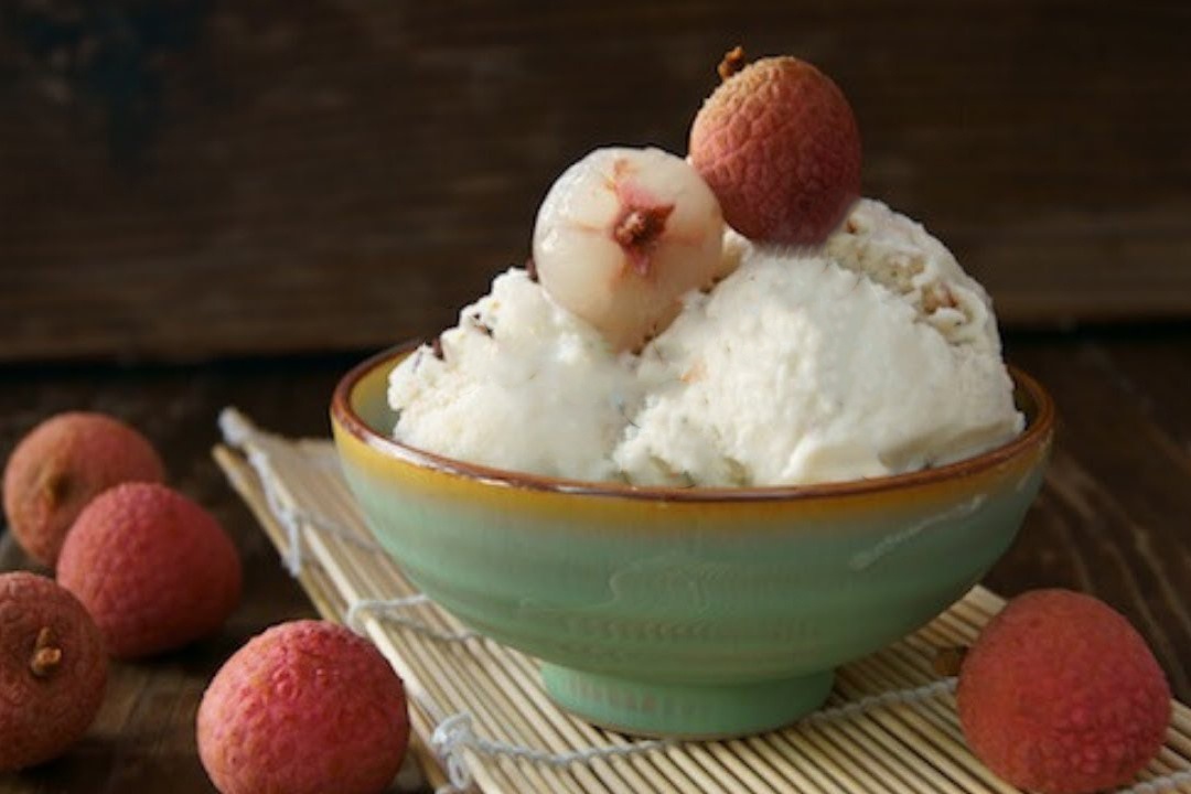 Cach lam kem vai chi can 3 nguyen lieu hinh anh