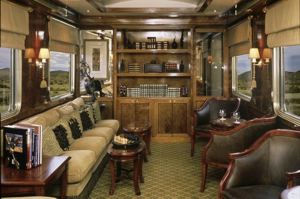 Dich vu xa xi tren doan tau dat tien bac nhat the gioi hinh anh