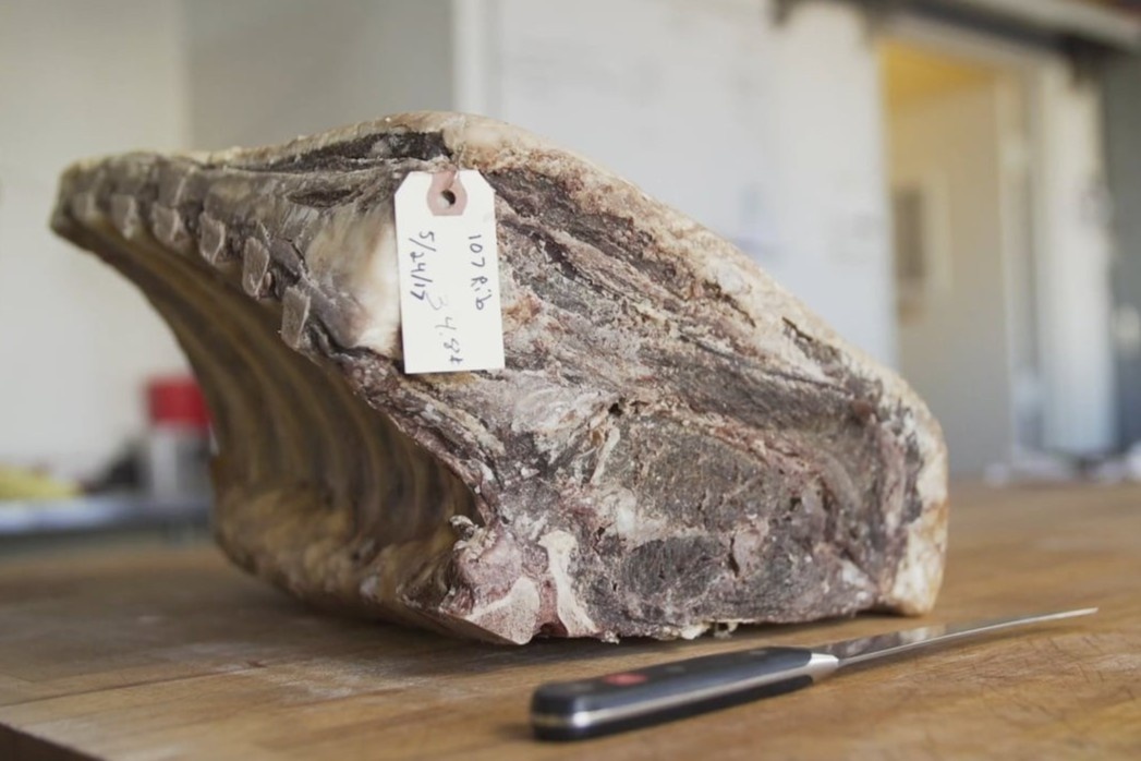 Thit bo u kho trong 500 ngay co vi nhu pho mai xanh hinh anh