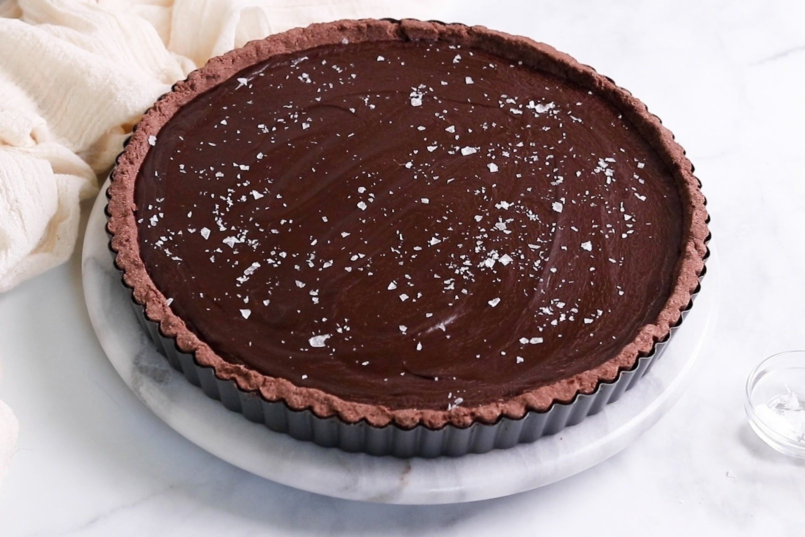 Banh chocolate ngot thom tu nguyen lieu don gian hinh anh