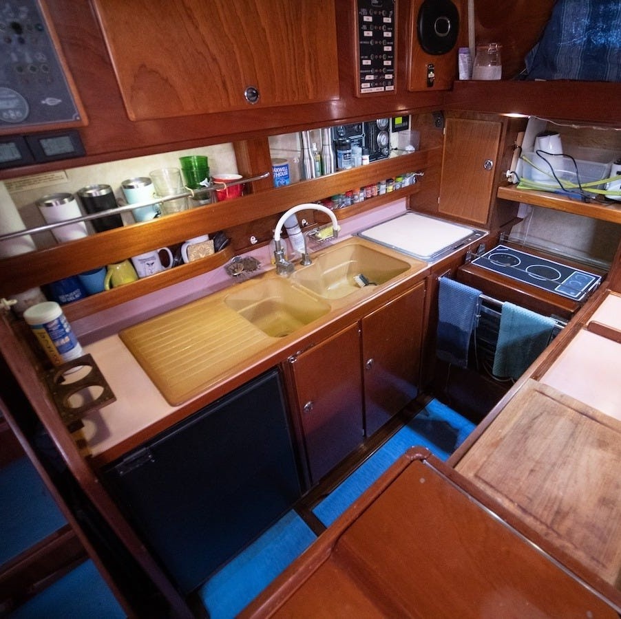 10 năm du lịch trên thuyền buồm ảnh 3 10 nam du lich tren thuyen buom anh 3