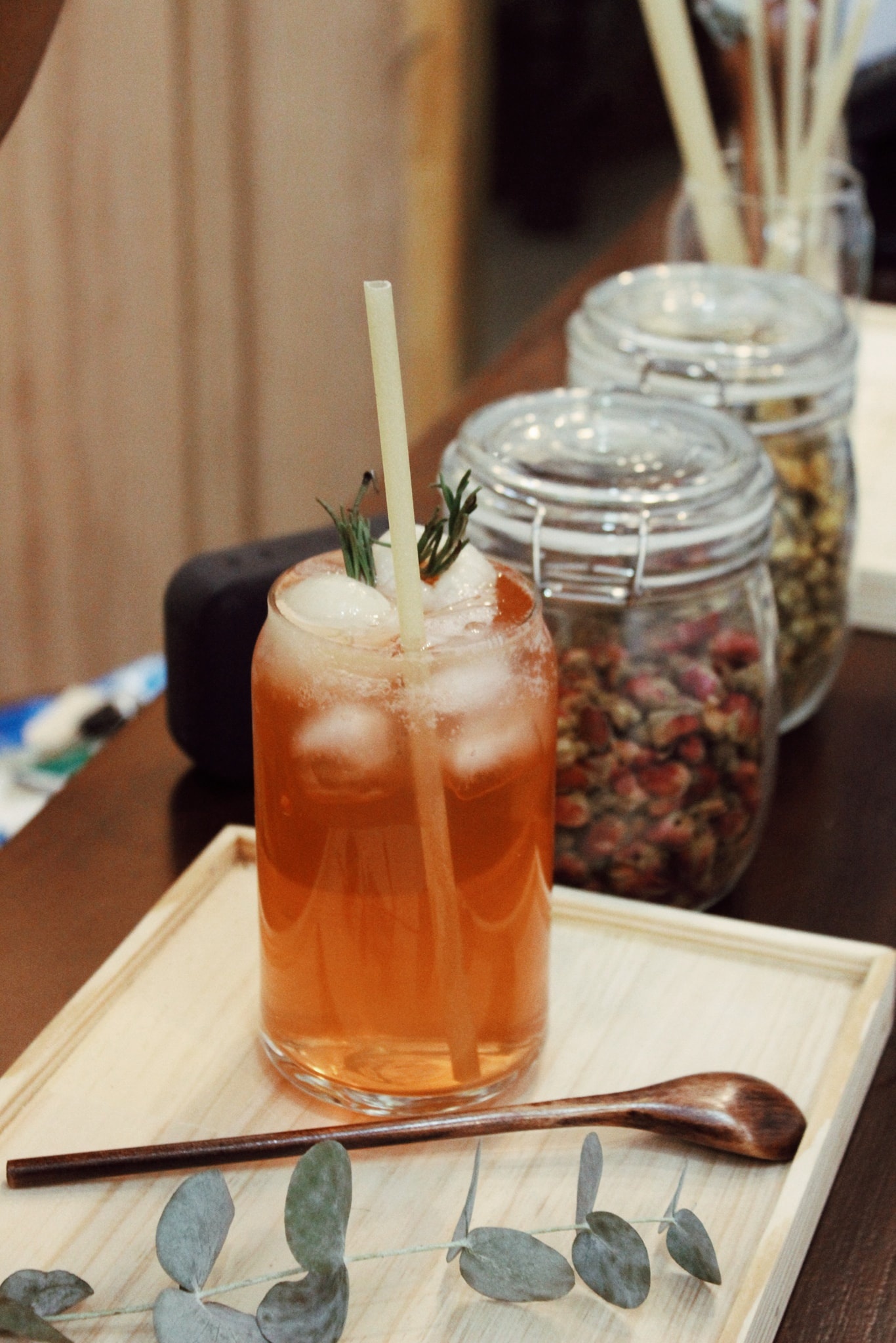 hang quan dong cua vi dich covid-19 anh 3