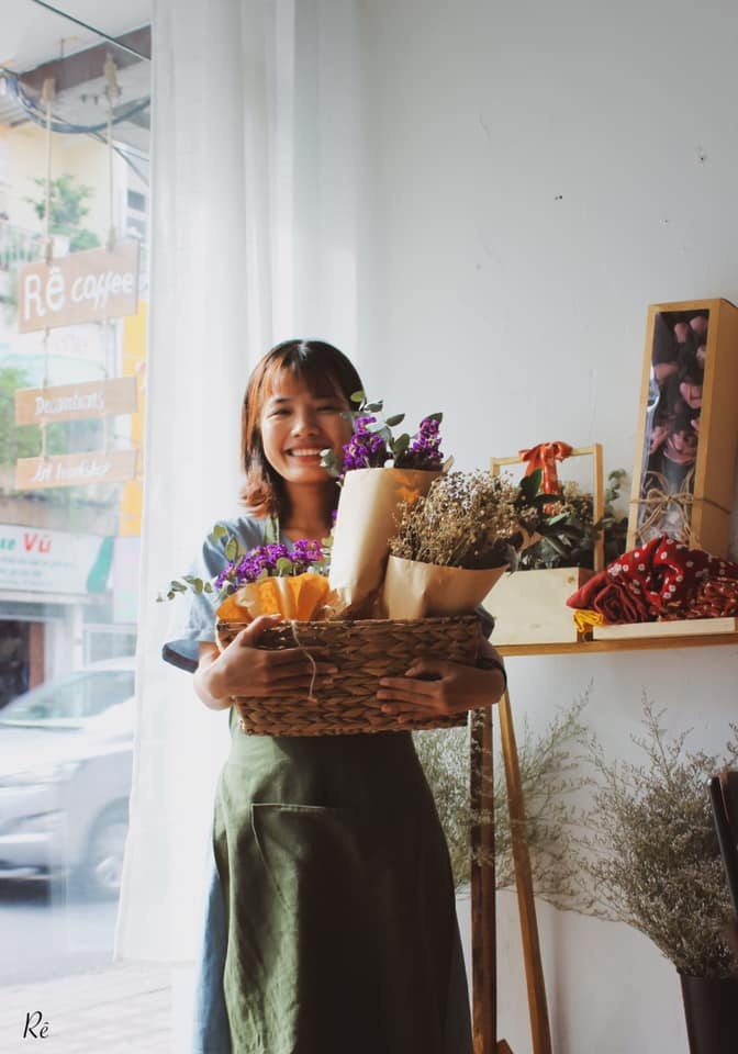 hang quan dong cua vi dich covid-19 anh 2