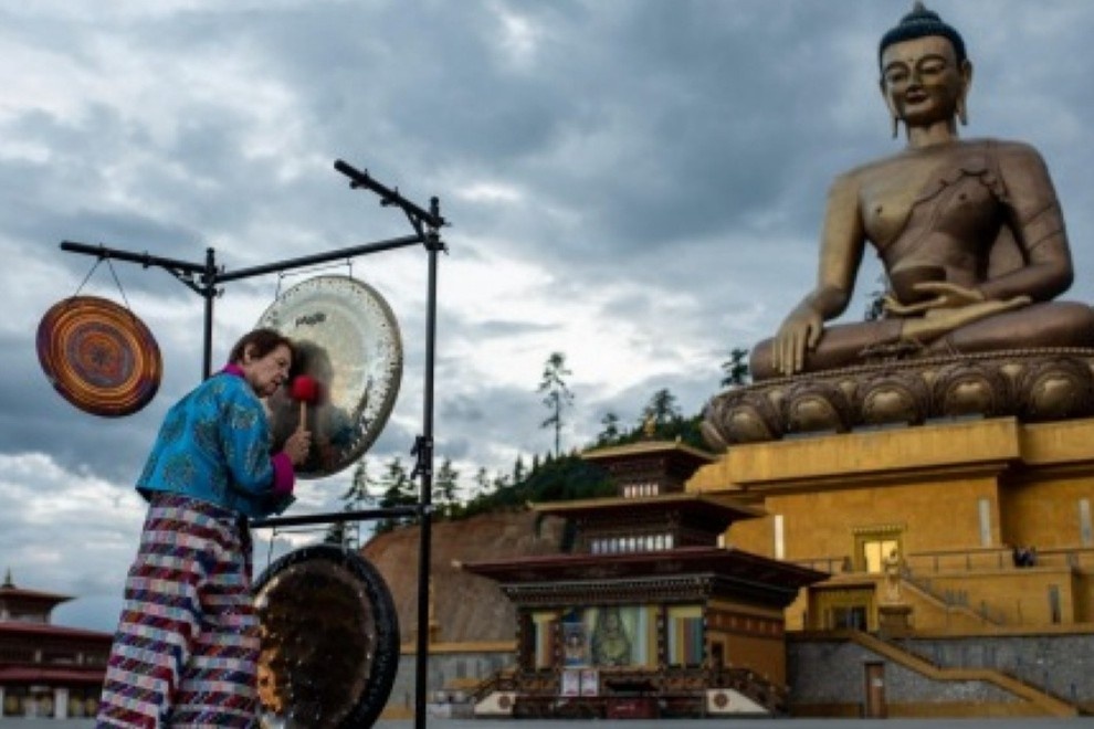 Du khach duy nhat den Bhutan trong mua dich hinh anh