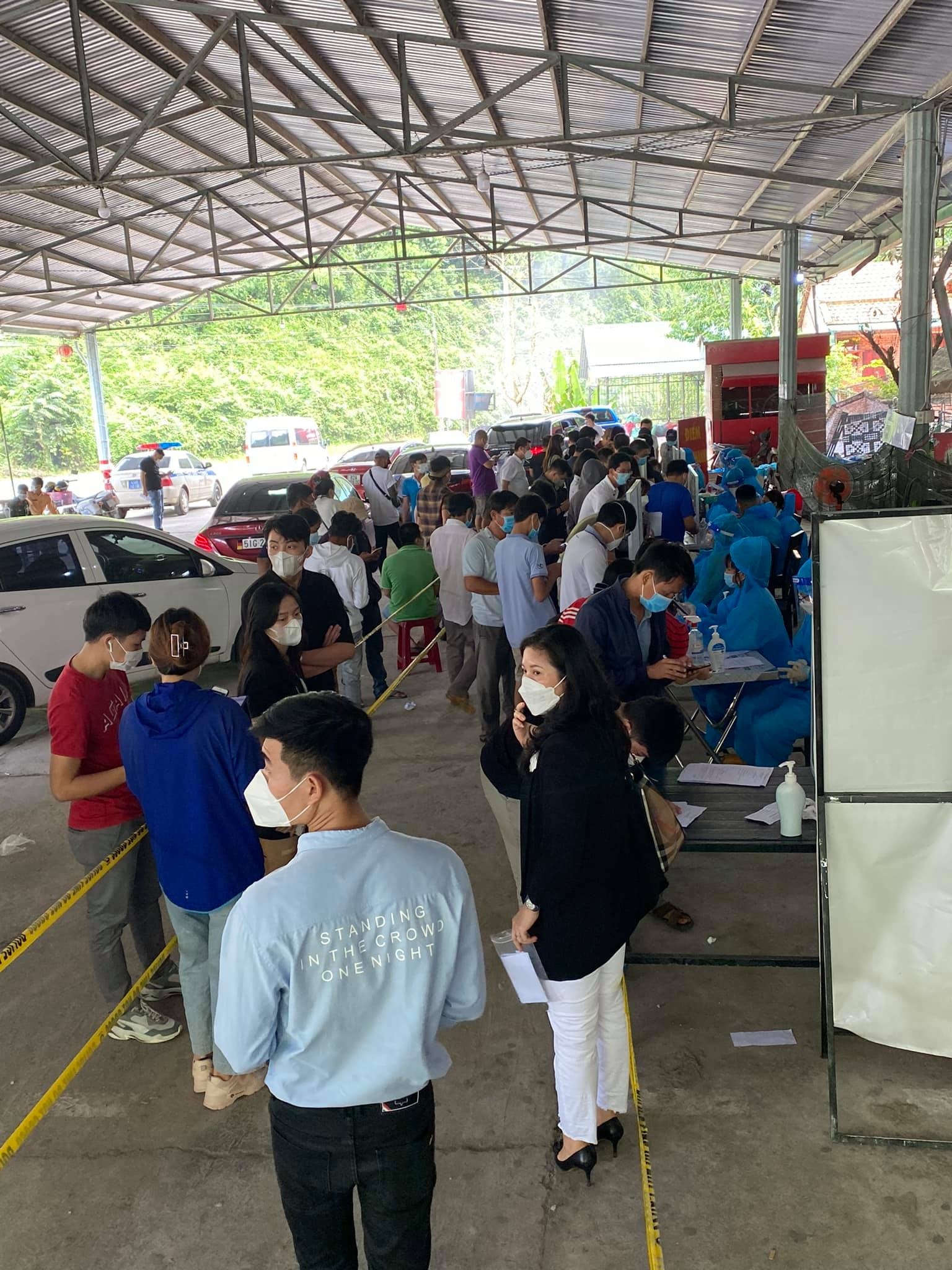 du khách đi đà lạt ảnh 1 du khach di da lat anh 1